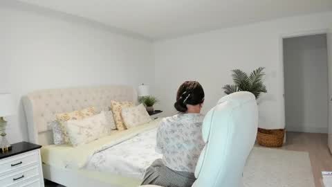 Snapshot of vika7333 chatting on May 11, 2:45 pm Ukrainian-woman online show from May 11, 2:45 pm