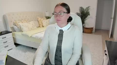 Snapshot of vika7333 chatting on May 17, 11:28 am Ukrainian-woman online show from May 17, 11:28 am
