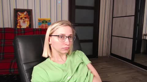 Vika online show from March 15, 2:45 pm