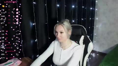 Snapshot of vikapowers chatting on January 24, 8:22 pm vikapowers online show from January 24, 8:22 pm