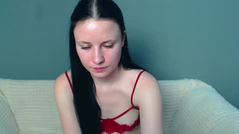 Snapshot of viki_kelt chatting on January 15, 3:43 am Viki Kelt online show from January 15, 3:43 am