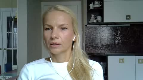 Snapshot of viki_loun5 chatting on September 26, 9:02 am viki_loun5 online show from September 26, 9:02 am
