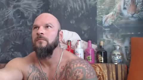 Snapshot of viking_me chatting on September 23, 10:29 am viking online show from September 23, 10:29 am