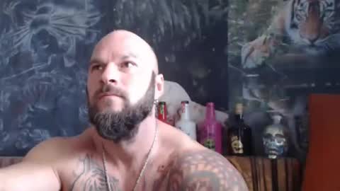 Snapshot of viking_me chatting on October 2, 9:27 am viking online show from October 2, 9:27 am