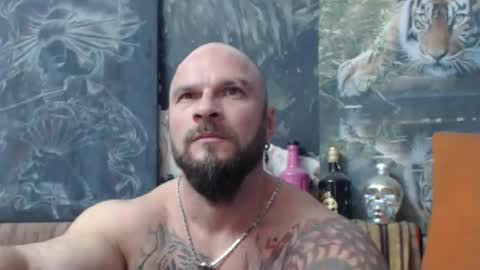 Snapshot of viking_me chatting on October 5, 6:39 pm viking online show from October 5, 6:39 pm