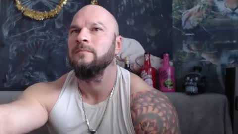 Snapshot of viking_me chatting on January 19, 11:03 am viking online show from January 19, 11:03 am