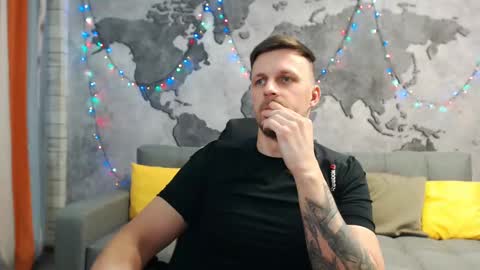 Snapshot of vikingchrisss chatting on January 6, 11:07 am vikingchrisss online show from January 6, 11:07 am