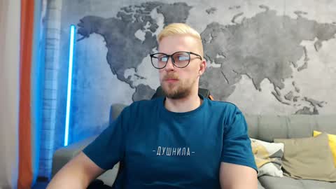 Snapshot of vikingchrisss chatting on January 24, 10:53 am vikingchrisss online show from January 24, 10:53 am