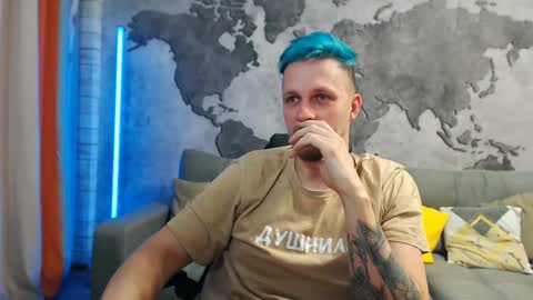 Snapshot of vikingchrisss chatting on February 10, 2:37 pm vikingchrisss online show from February 10, 2:37 pm