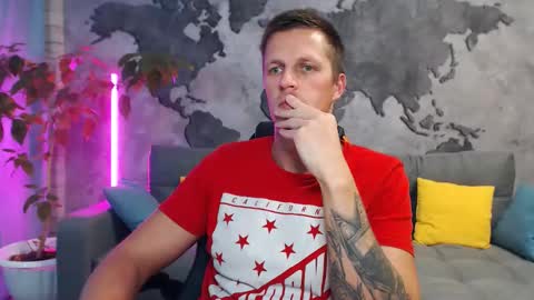 vikingchrisss online show from October 21, 10:49 am