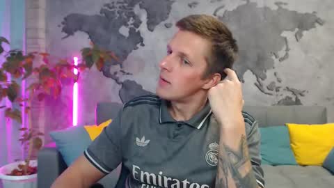 vikingchrisss online show from November 10, 8:57 am