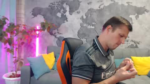 vikingchrisss online show from November 13, 10:14 am