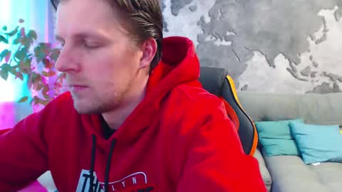 vikingchrisss online show from February 15, 11:08 am