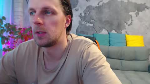 vikingchrisss online show from March 22, 9:56 am