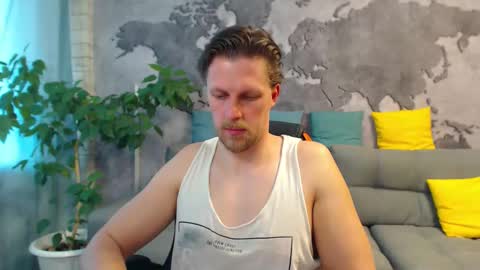 vikingchrisss online show from May 3, 9:37 am