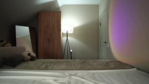 Snapshot of vikkilustfull chatting on October 15, 10:26 am VIKKI online show from October 15, 10:26 am