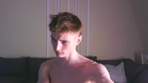 Max online show from September 21, 5:14 pm