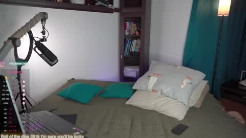 Snapshot of viktor_secret chatting on September 14, 2:22 am fansly VITEKsecret online show from September 14, 2:22 am
