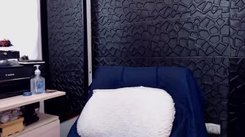 Viktor Herrera online show from February 15, 7:06 pm