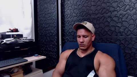 Viktor Herrera online show from February 27, 5:15 pm