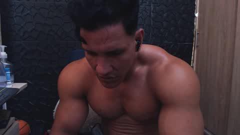 Viktor Herrera online show from November 23, 5:24 pm