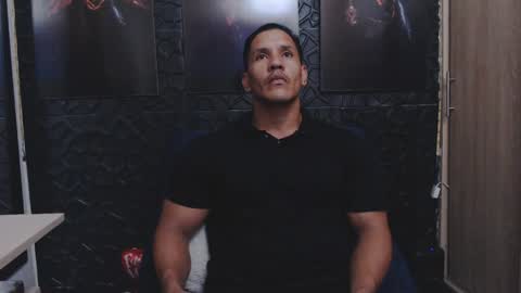 Viktor Herrera online show from May 10, 5:01 am