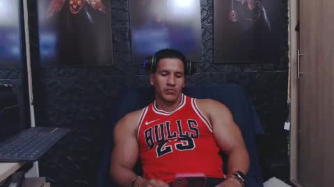 Viktor Herrera online show from May 20, 7:53 pm