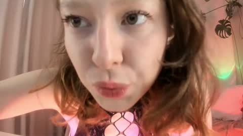 Vikky online show from September 23, 7:22 am