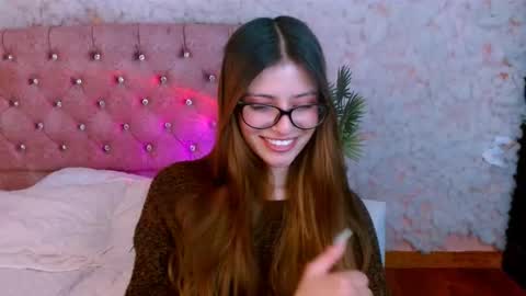viky_evanss online show from March 11, 7:31 pm