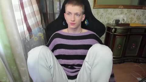 Dimoooooon online show from May 18, 3:18 pm
