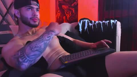 Vincent online show from February 21, 4:57 am