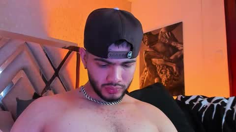 Vincent online show from March 26, 4:07 am