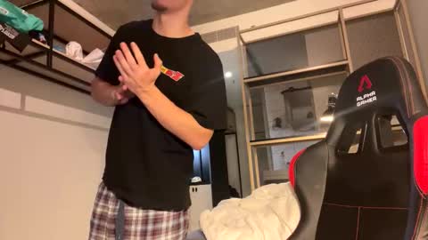 vincentprice69 online show from November 30, 2:37 am