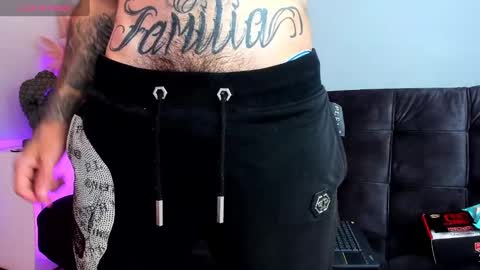 Snapshot of vincentsartori chatting on October 26, 4:46 pm Vincent Sartori online show from October 26, 4:46 pm