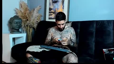 Snapshot of vincentsartori chatting on October 30, 1:12 pm Vincent Sartori online show from October 30, 1:12 pm