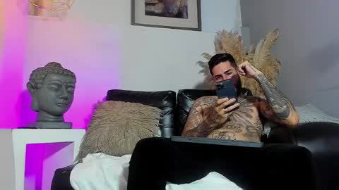 Snapshot of vincentsartori chatting on March 20, 8:30 am Vincent Sartori online show from March 20, 8:30 am