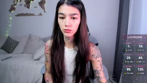 vinkitinkii online show from September 25, 7:34 am