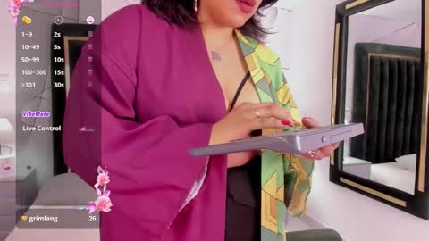 Vin  online show from March 29, 2:39 pm