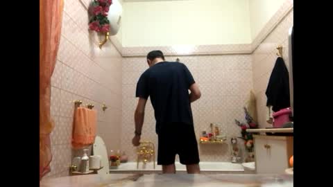 Snapshot of vinmin90 chatting on September 16, 9:43 am Zenith online show from September 16, 9:43 am