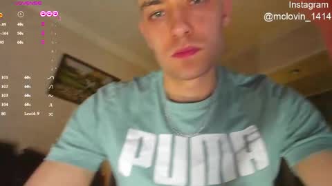 Snapshot of vinsentt_frantlyy chatting on April 30, 8:57 pm MaximMaxiMax no baby bb bby online show from April 30, 8:57 pm