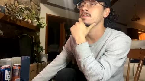 Snapshot of vinsmoke_sanji2020 chatting on March 2, 1:36 am Sanji online show from March 2, 1:36 am