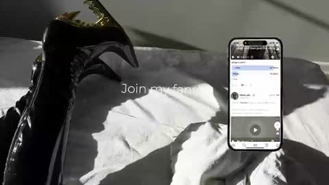 Diva Silvia online show from December 19, 4:14 pm