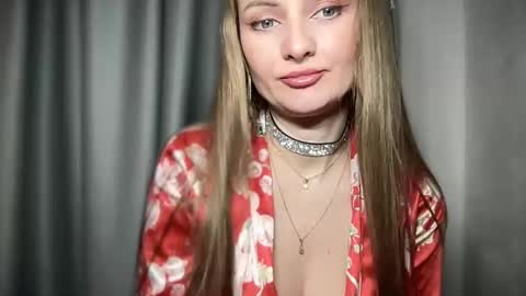 Funny  girl online show from December 11, 3:58 pm