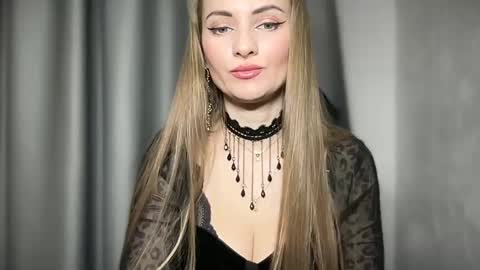 Funny  girl online show from December 13, 8:26 pm