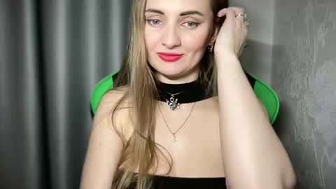 Funny  girl online show from December 27, 7:14 pm