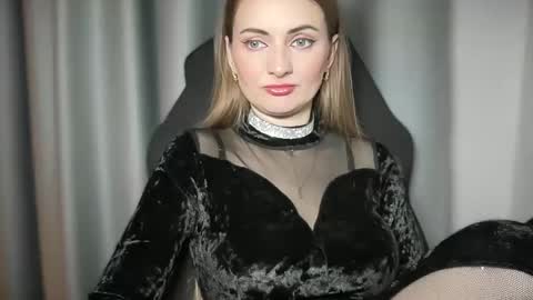 Funny  girl online show from December 28, 8:47 pm