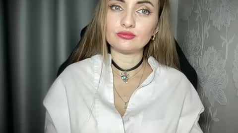 Funny  girl online show from December 29, 10:03 pm