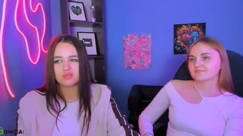 Snapshot of viola_bah chatting on March 16, 4:44 pm Vi online show from March 16, 4:44 pm