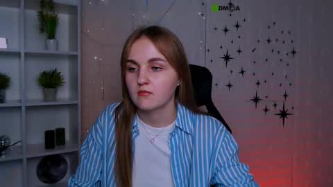 Snapshot of viola_bah chatting on March 17, 3:48 pm Vi online show from March 17, 3:48 pm