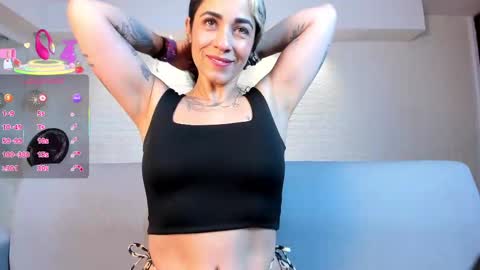 Violett  Everyday From 0530 to 1430 Col Time online show from March 11, 10:51 am